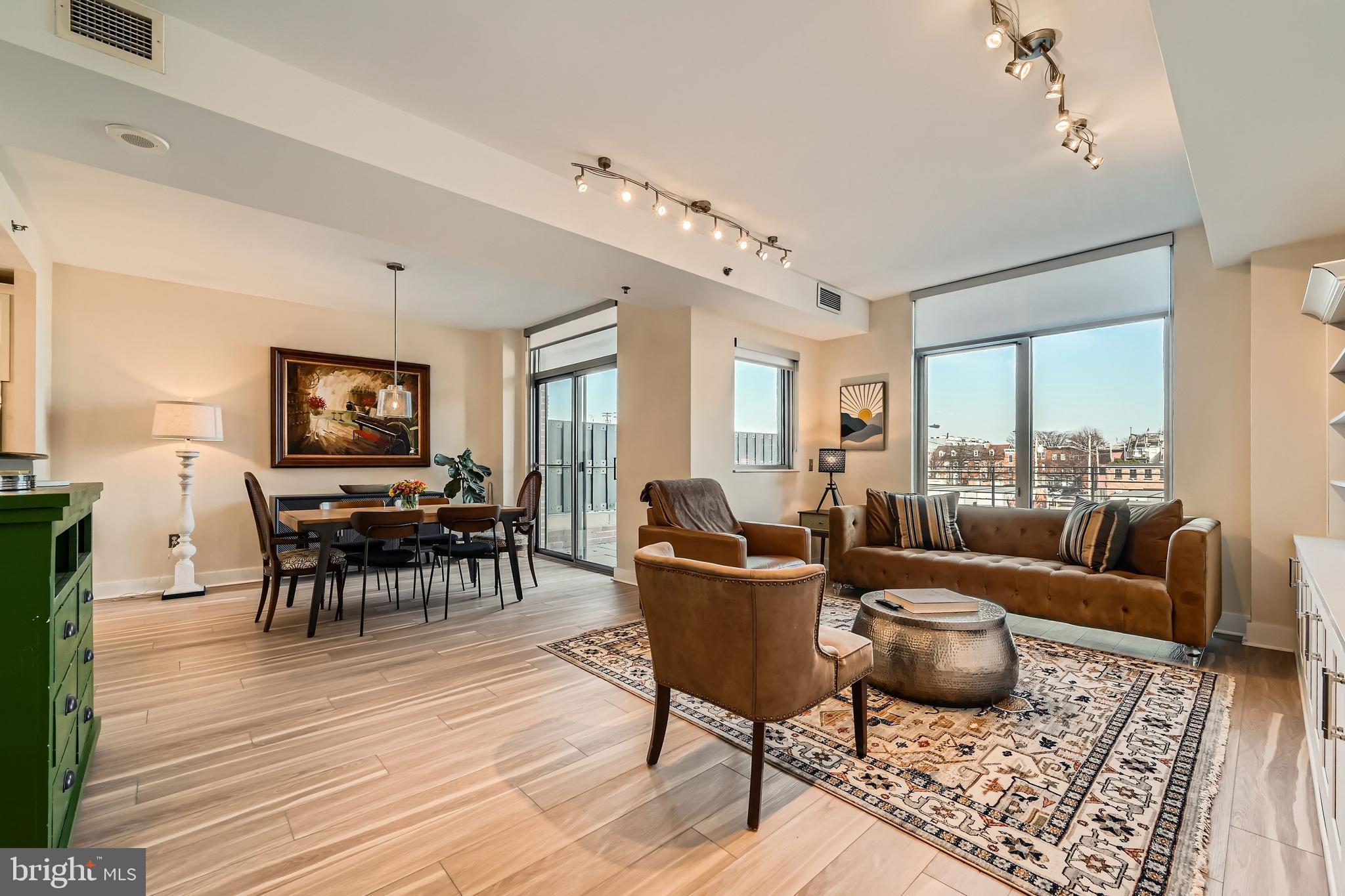 1400 LANCASTER STREET 303