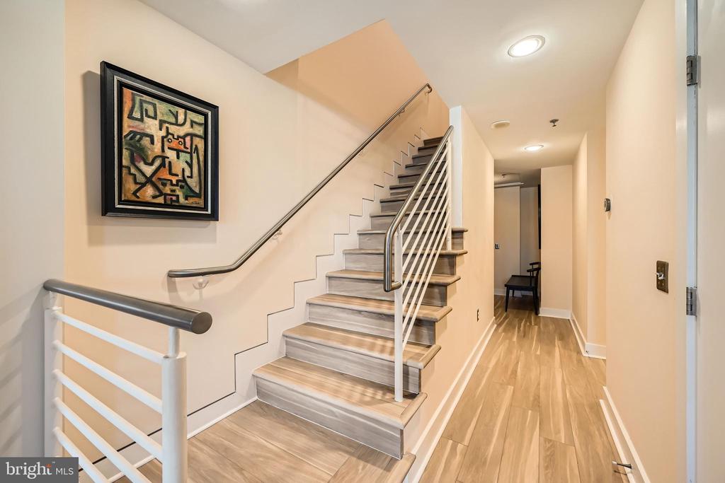 1400 LANCASTER STREET 303