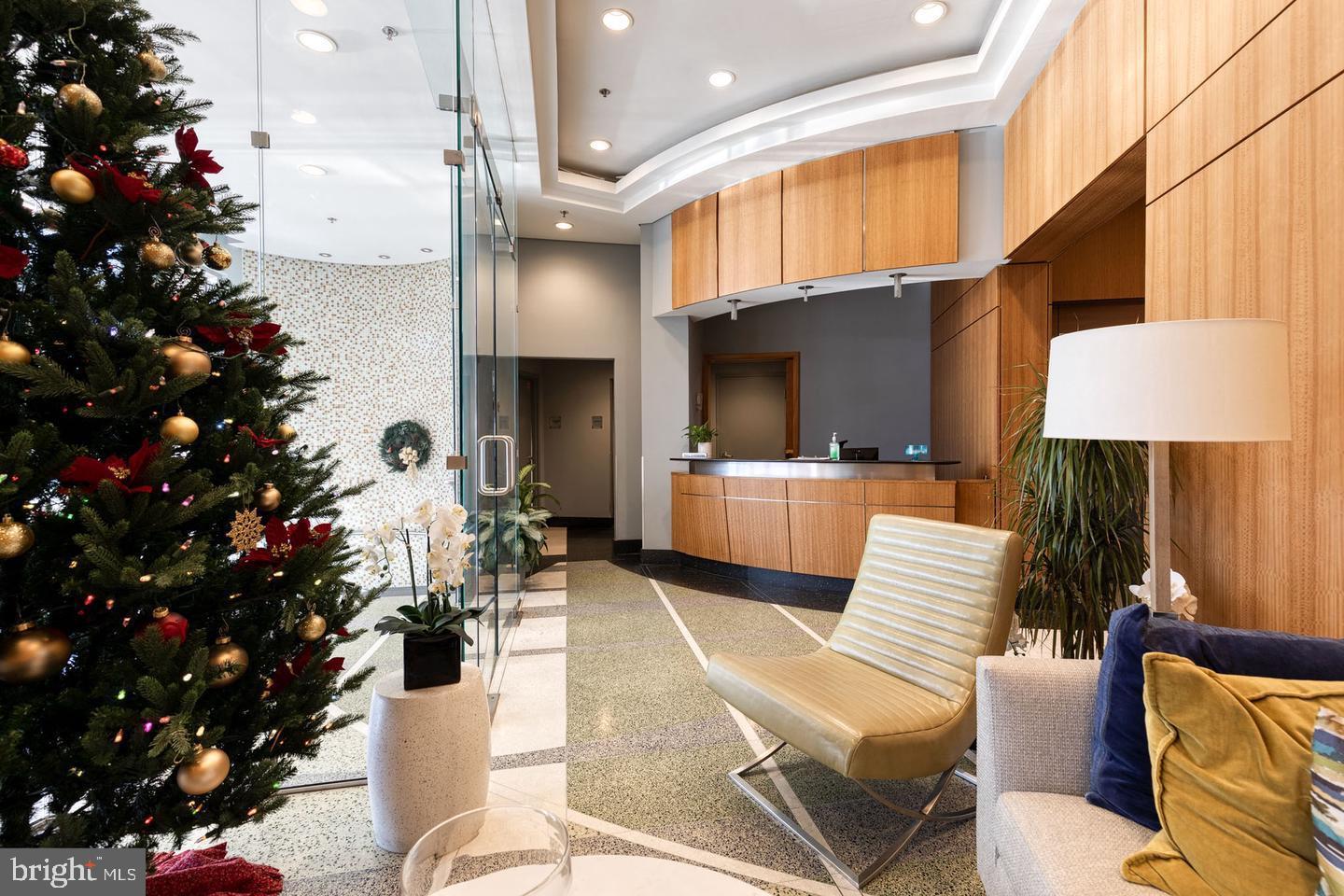 1400 LANCASTER STREET 303