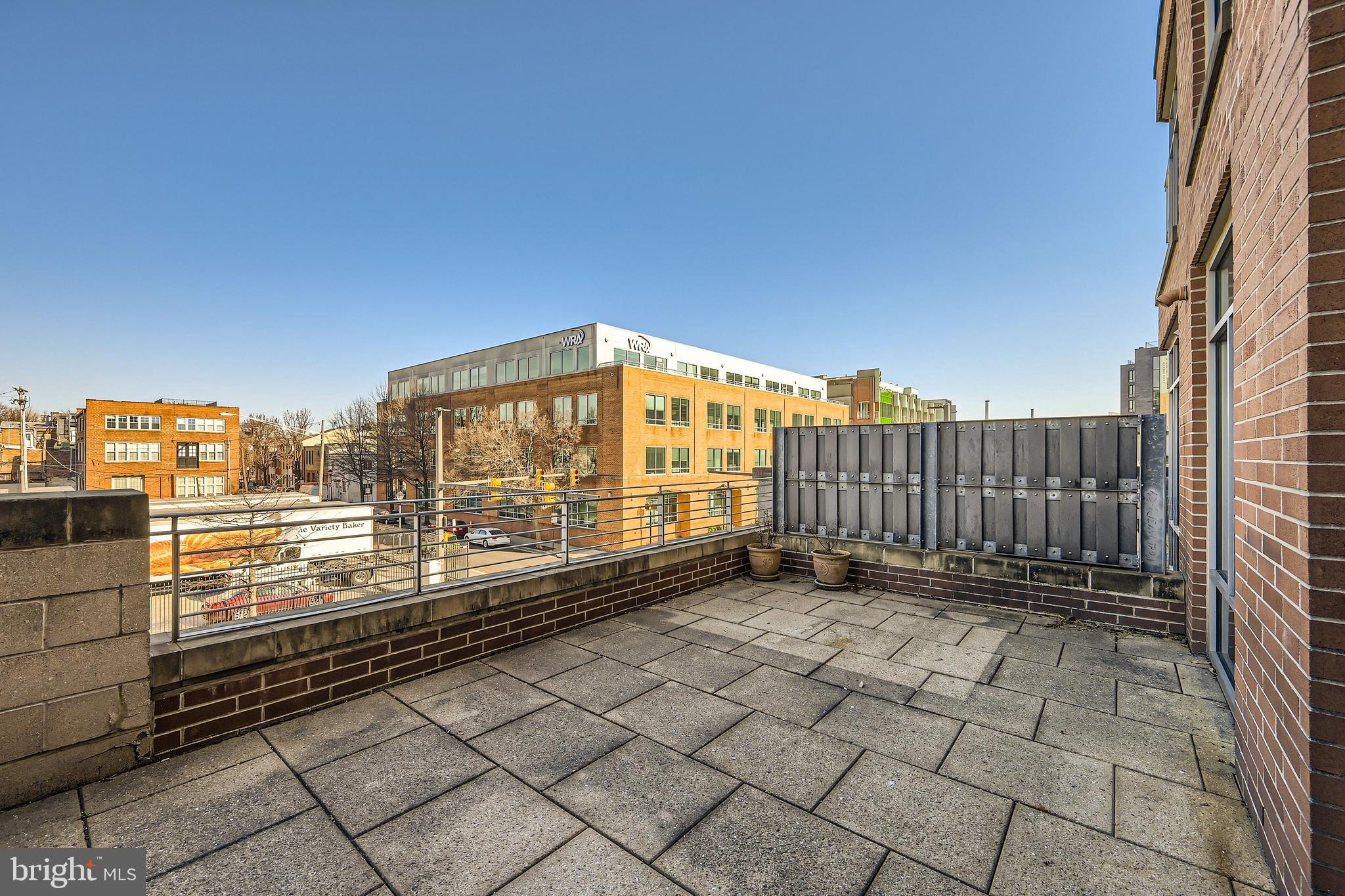 1400 LANCASTER STREET 303