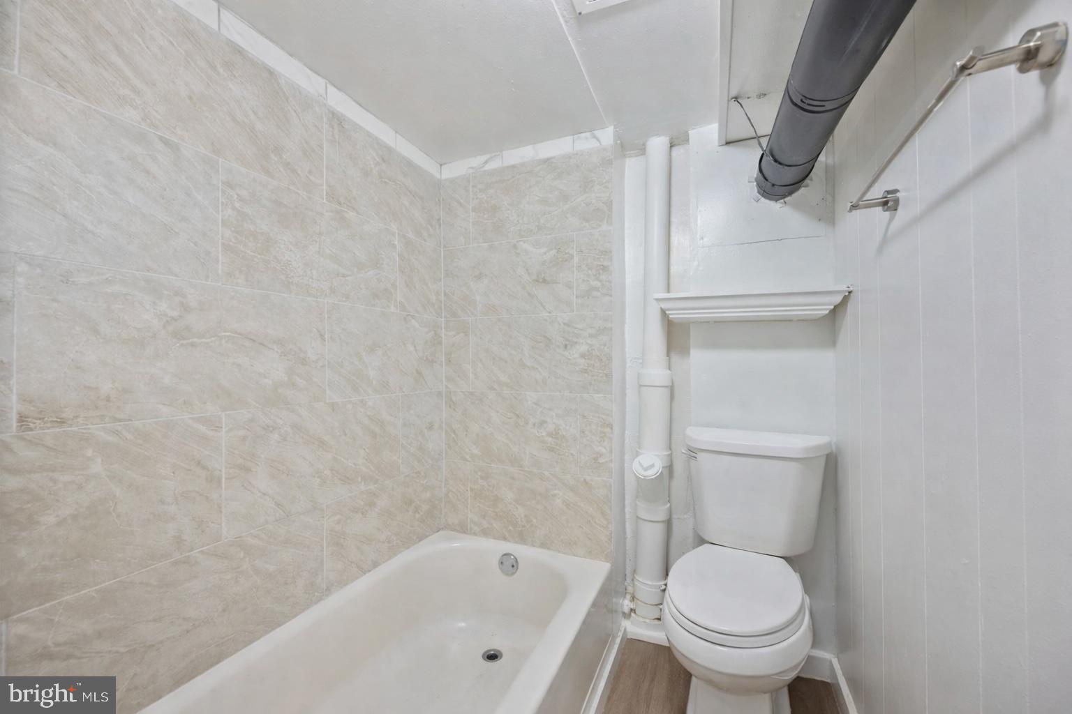 3420 LEVERTON AVENUE