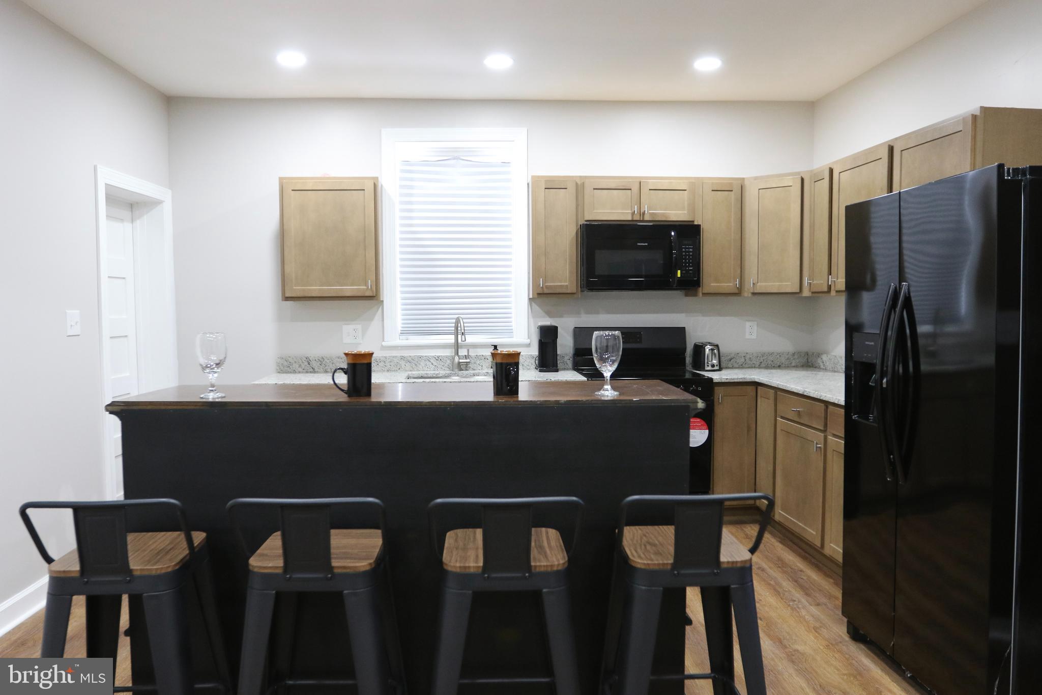 3908 PRIMROSE AVENUE