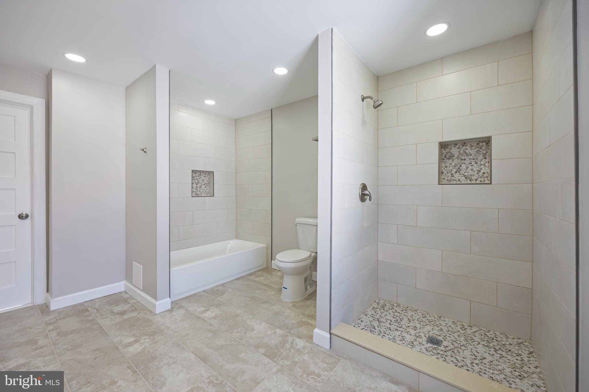 3908 PRIMROSE AVENUE