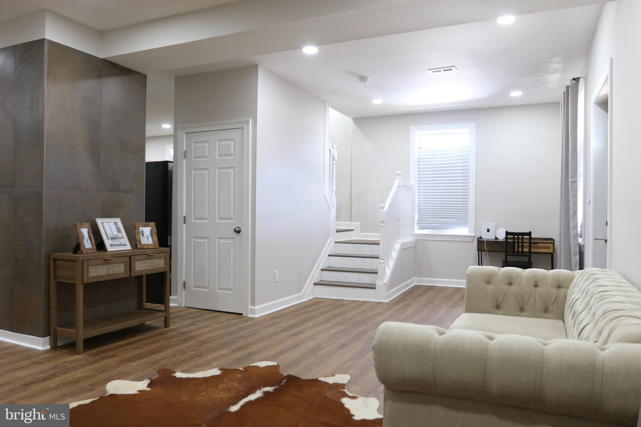 3908 PRIMROSE AVENUE