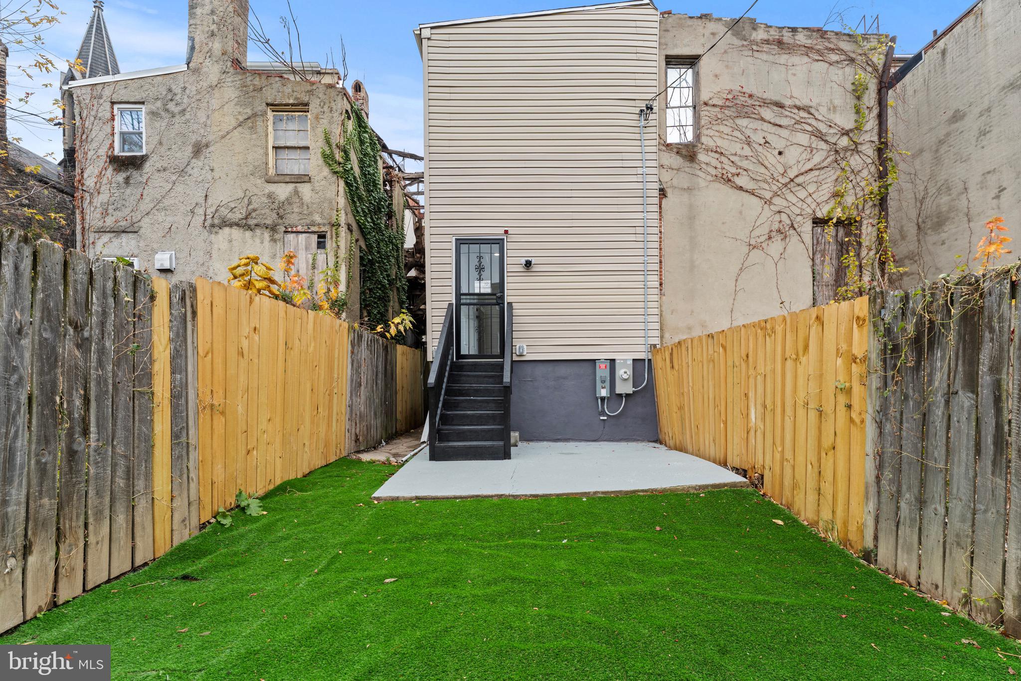 917 EDMONDSON AVENUE