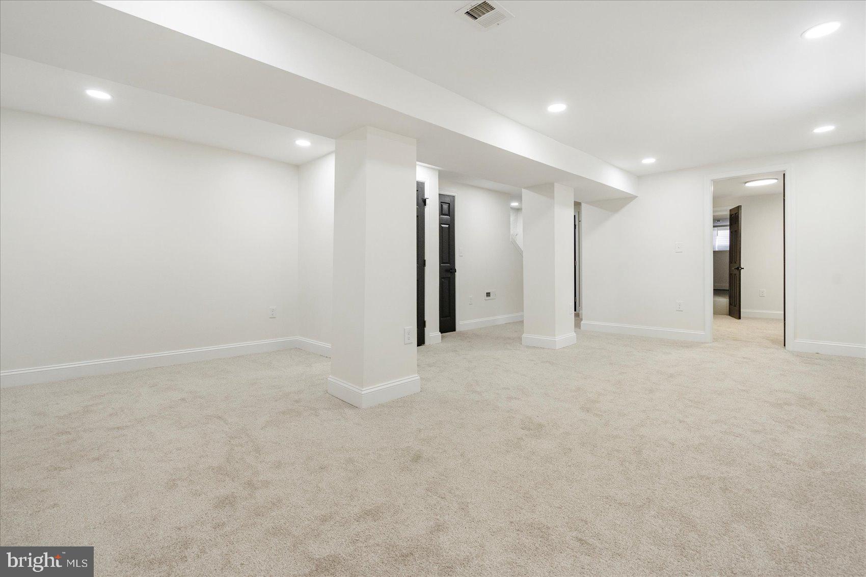 3400 WOODBROOK AVENUE