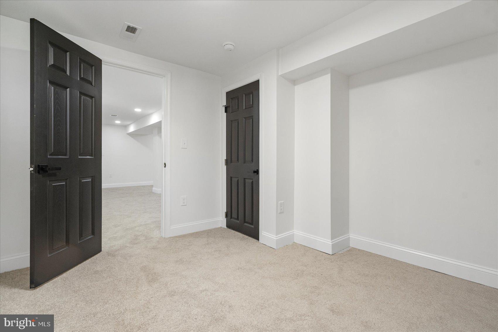 3400 WOODBROOK AVENUE