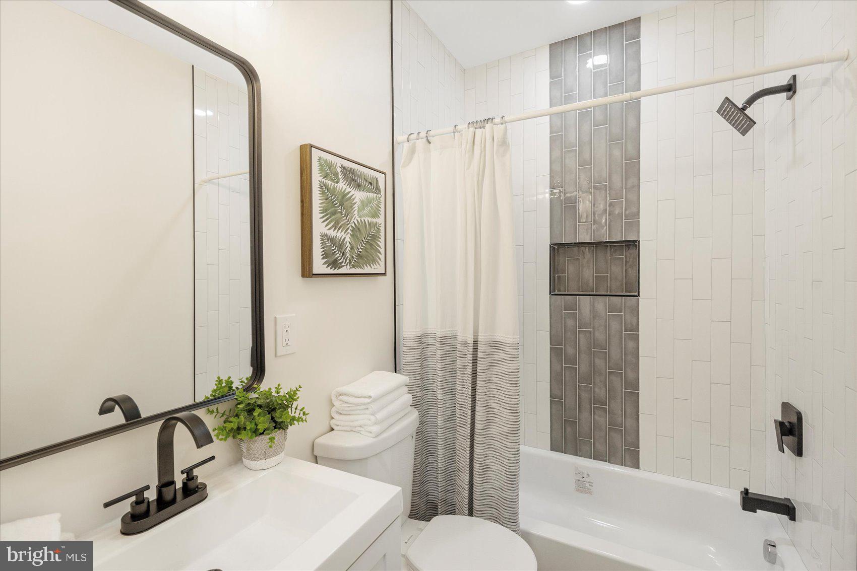 3400 WOODBROOK AVENUE