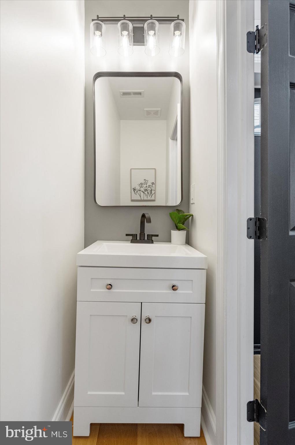 3400 WOODBROOK AVENUE