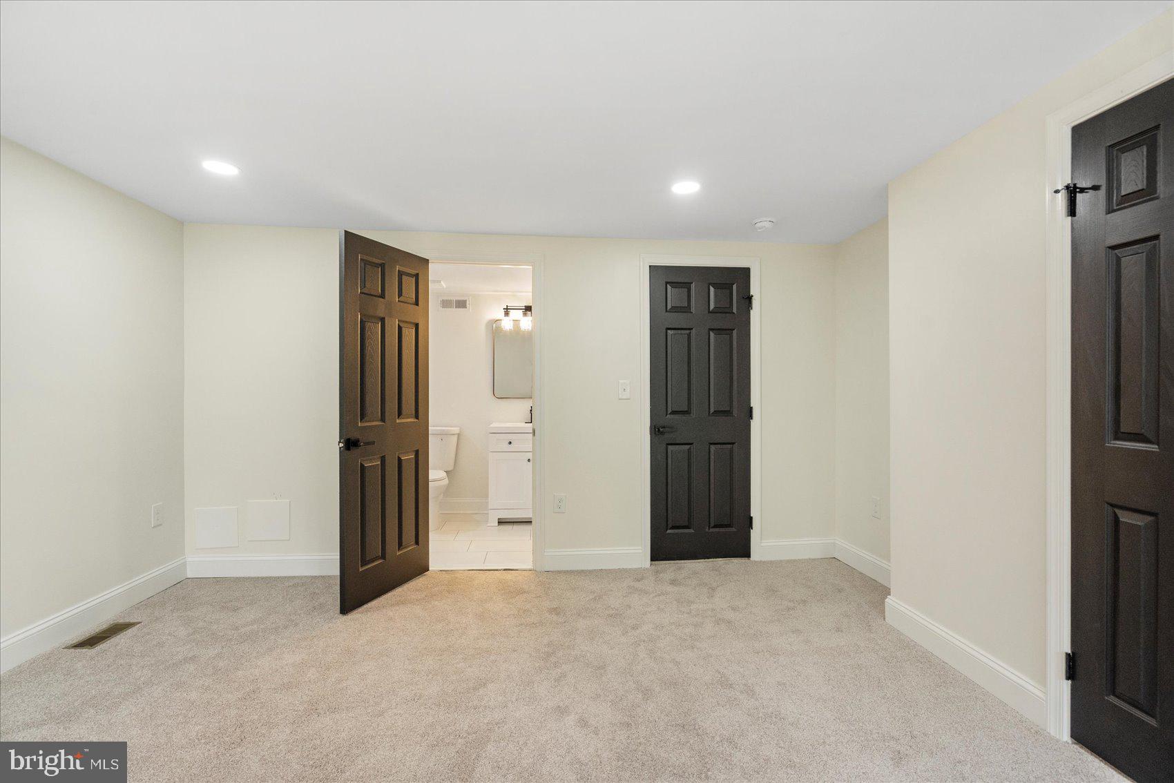 3400 WOODBROOK AVENUE