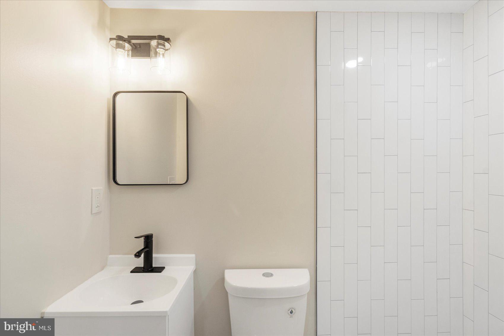 3400 WOODBROOK AVENUE