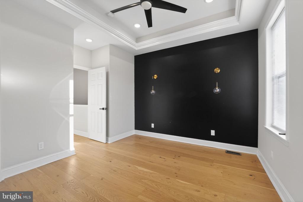 2612 LOYOLA NORTHWAY