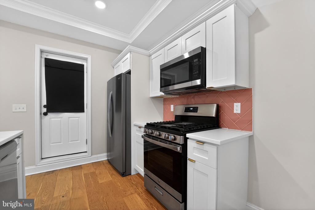 2612 LOYOLA NORTHWAY