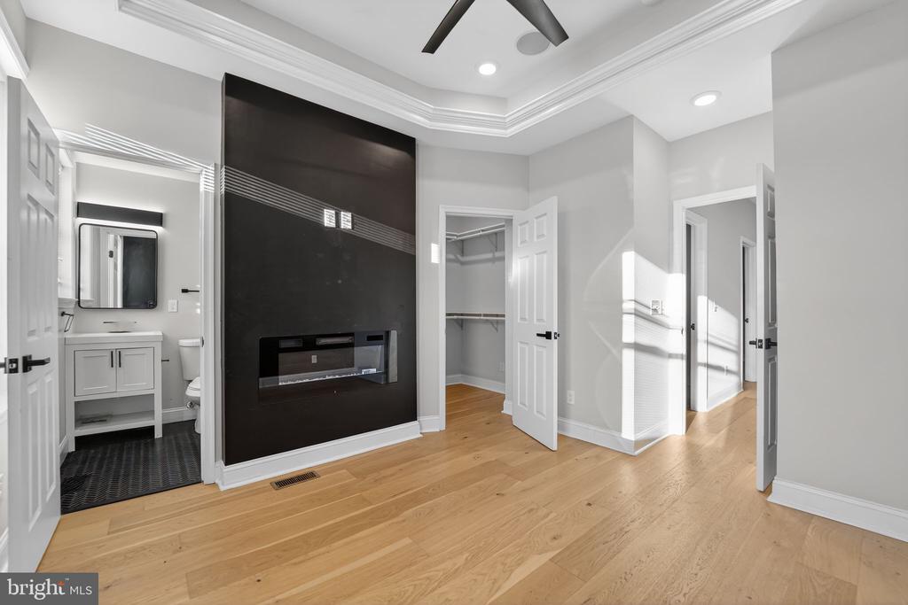 2612 LOYOLA NORTHWAY