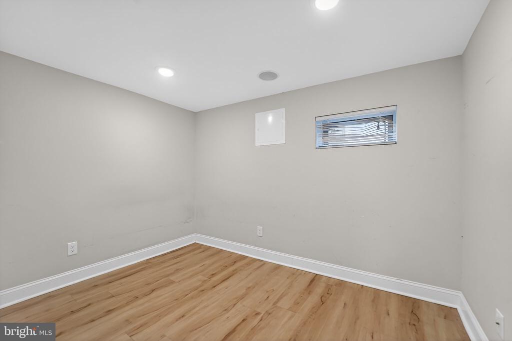 2612 LOYOLA NORTHWAY