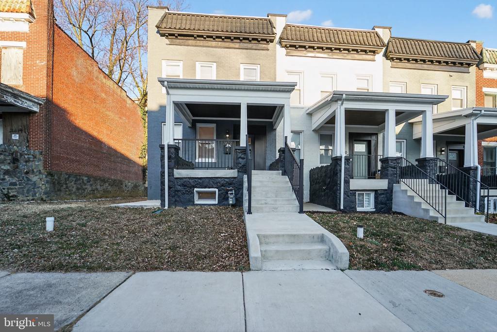 2612 LOYOLA NORTHWAY