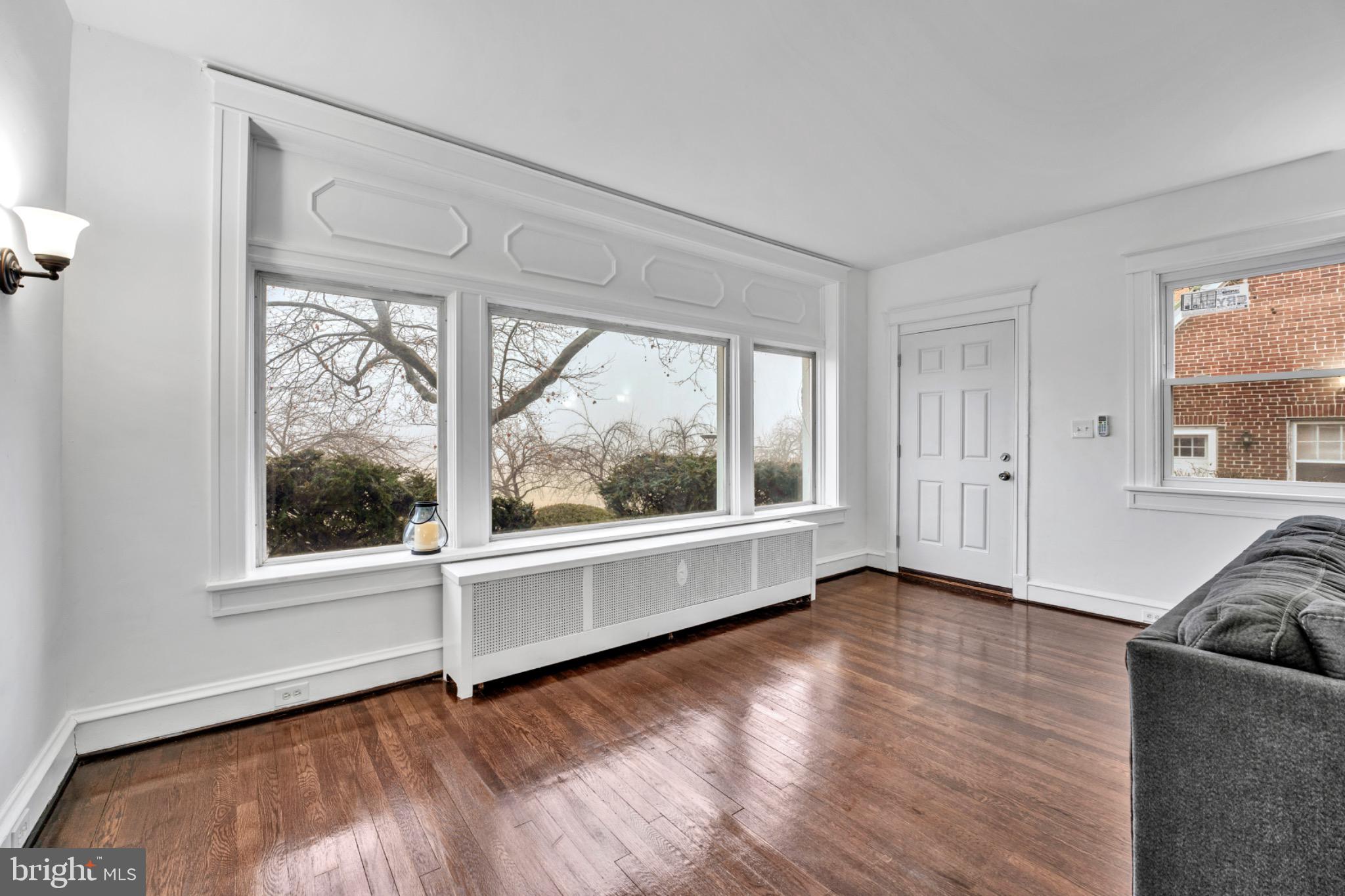 2219 CHESTERFIELD AVENUE