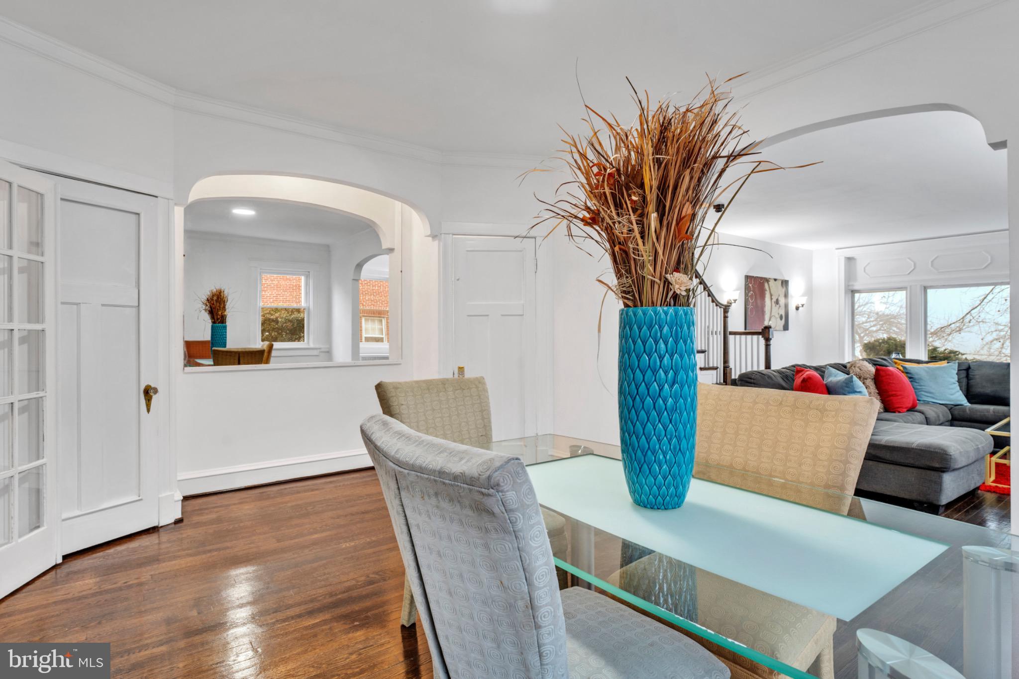 2219 CHESTERFIELD AVENUE