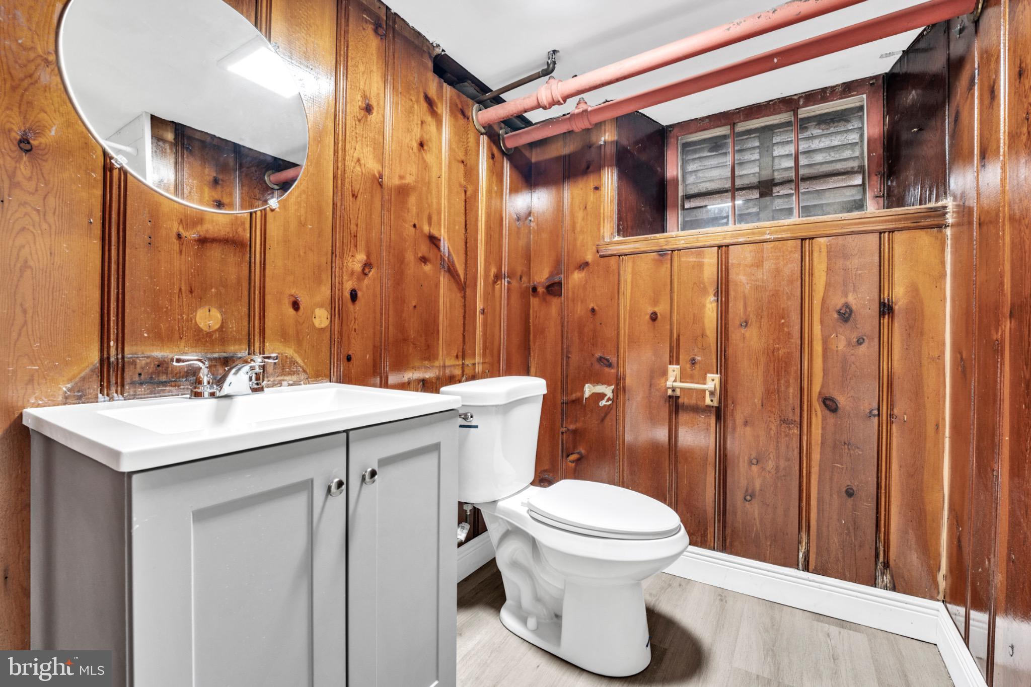 2219 CHESTERFIELD AVENUE