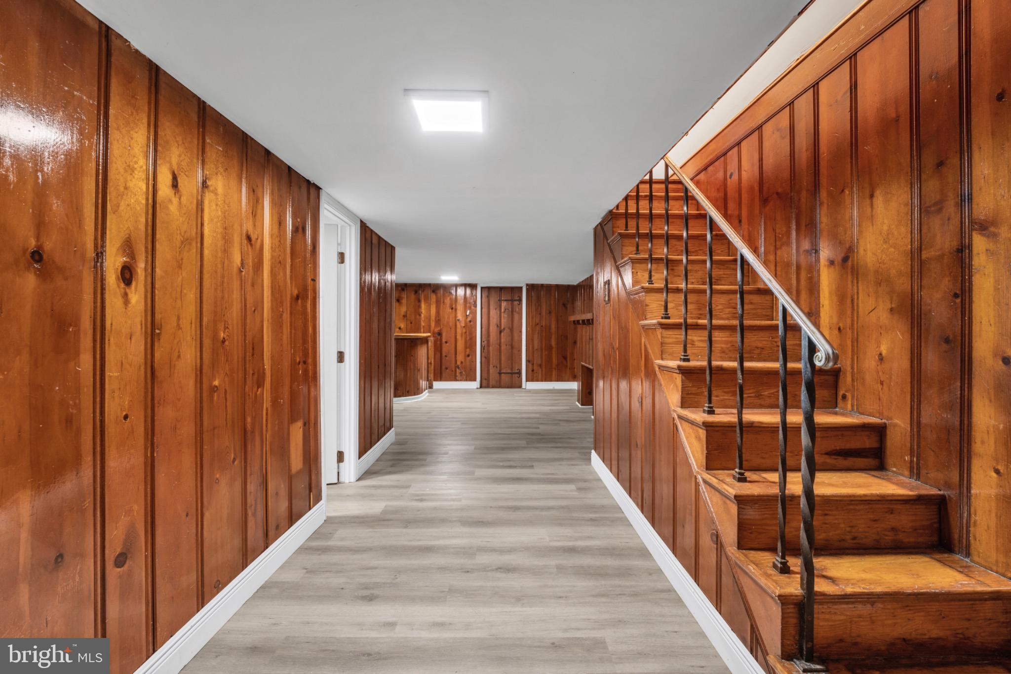 2219 CHESTERFIELD AVENUE