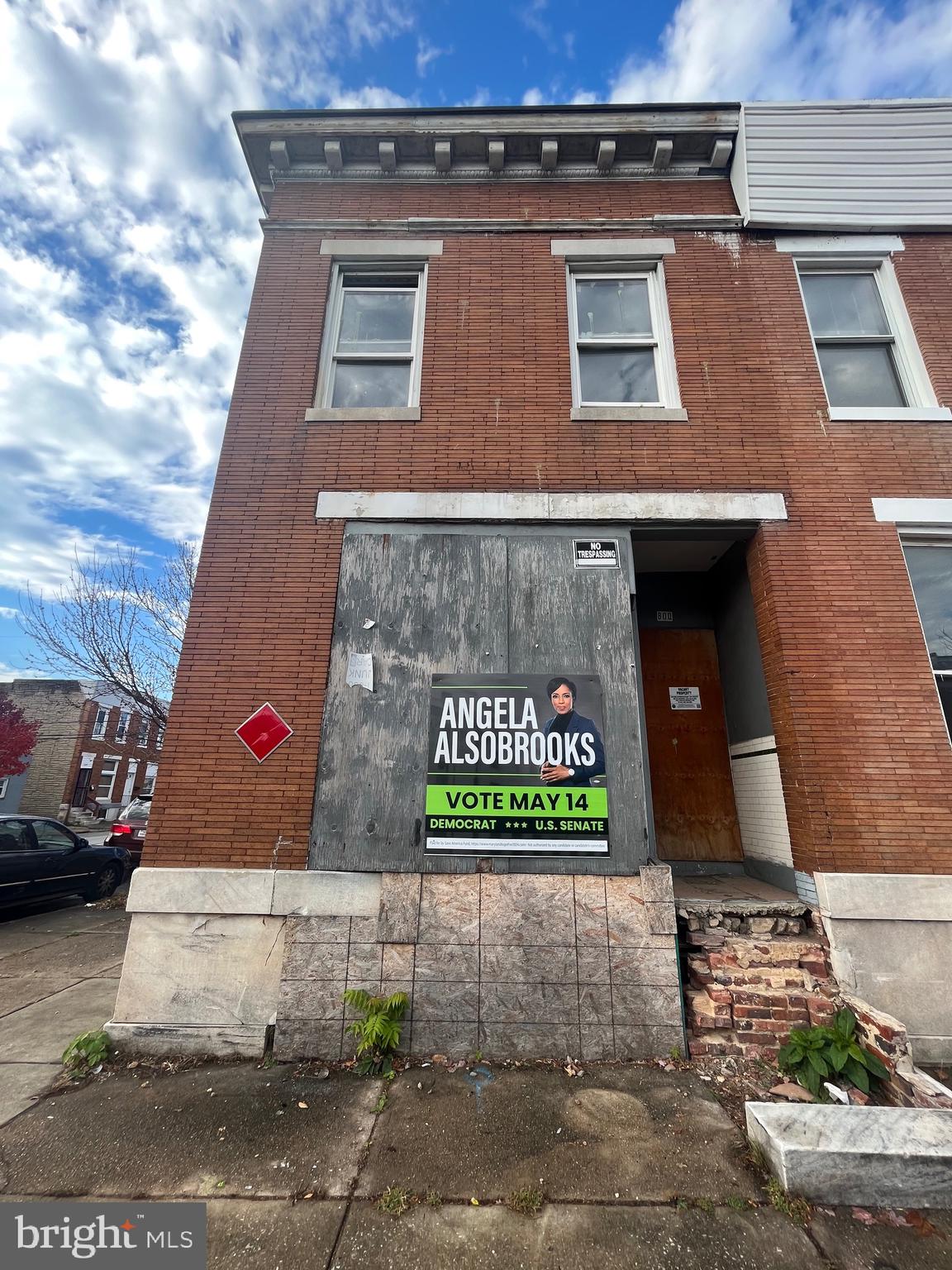 800 N KENWOOD AVENUE N