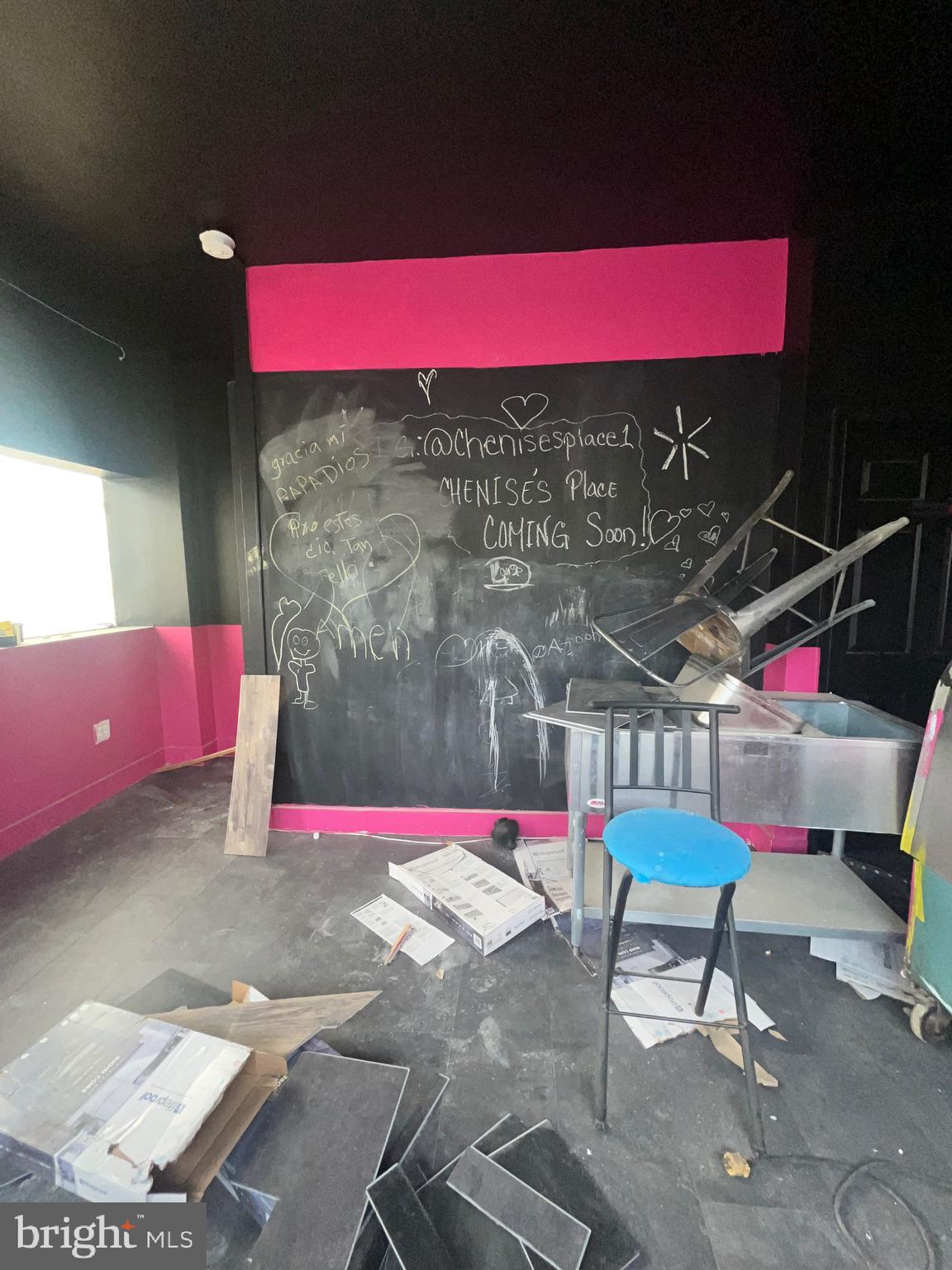 3121 E MONUMENT STREET