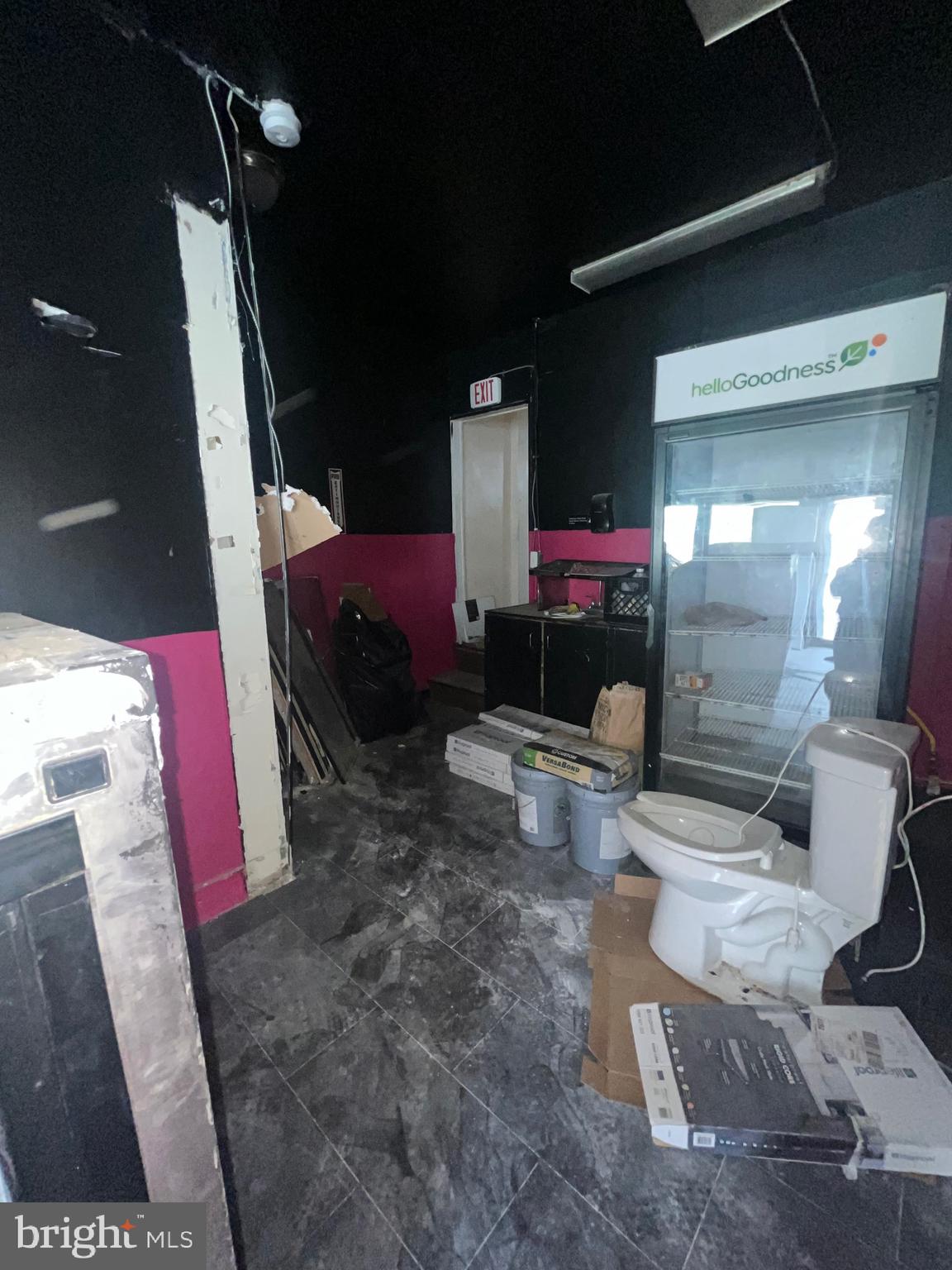 3121 E MONUMENT STREET