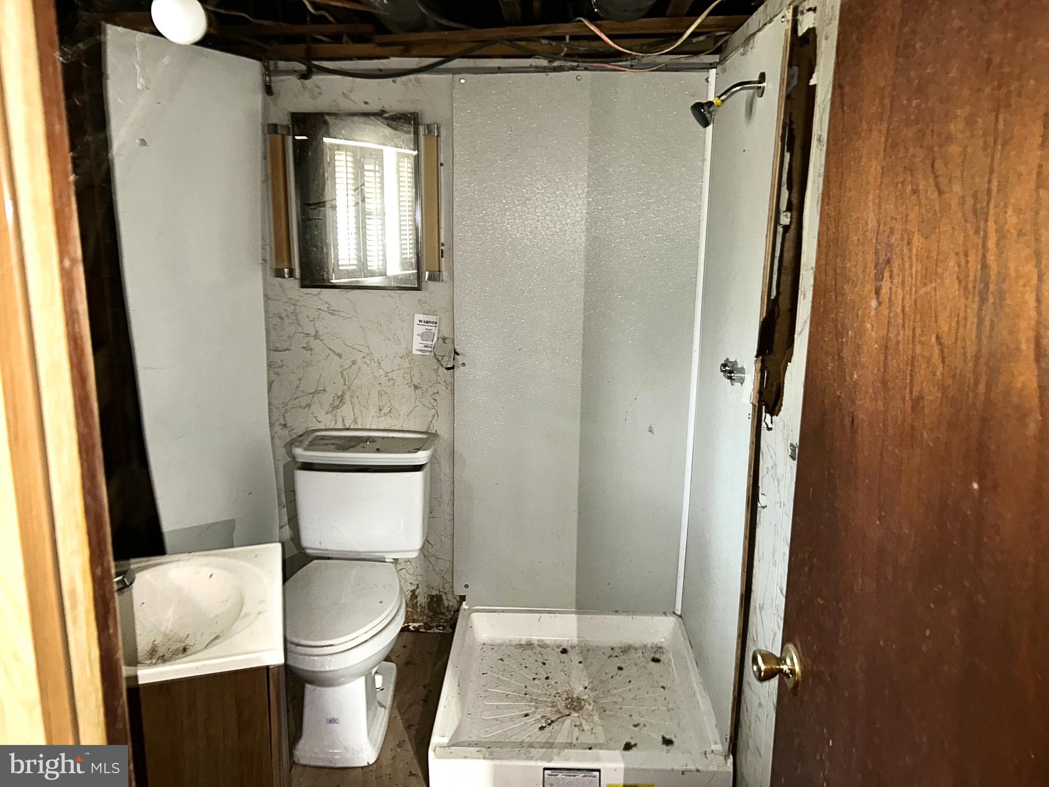 1218 N LONGWOOD STREET