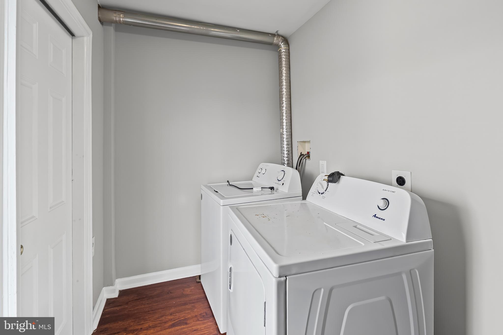 706 N KENWOOD AVENUE