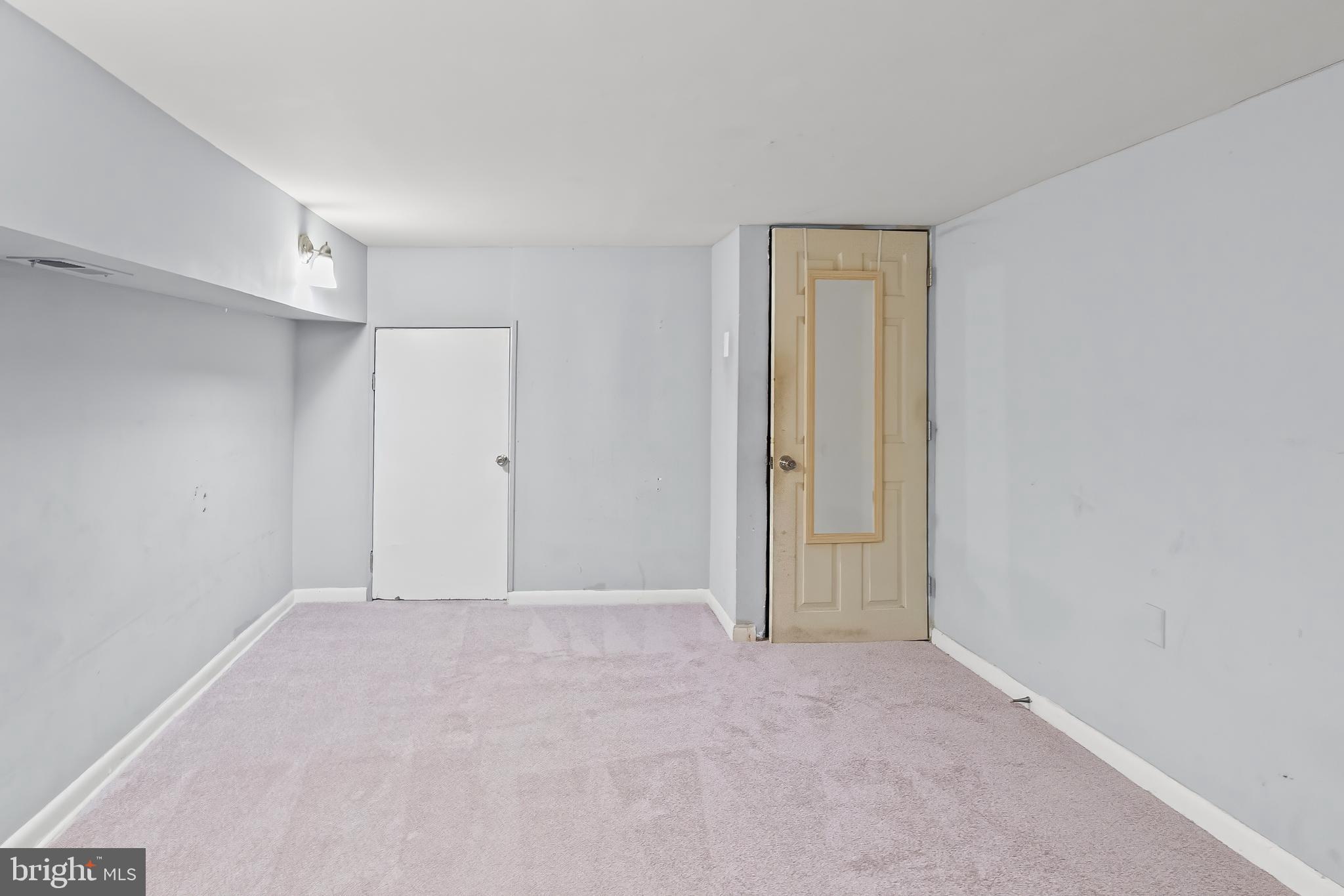 706 N KENWOOD AVENUE