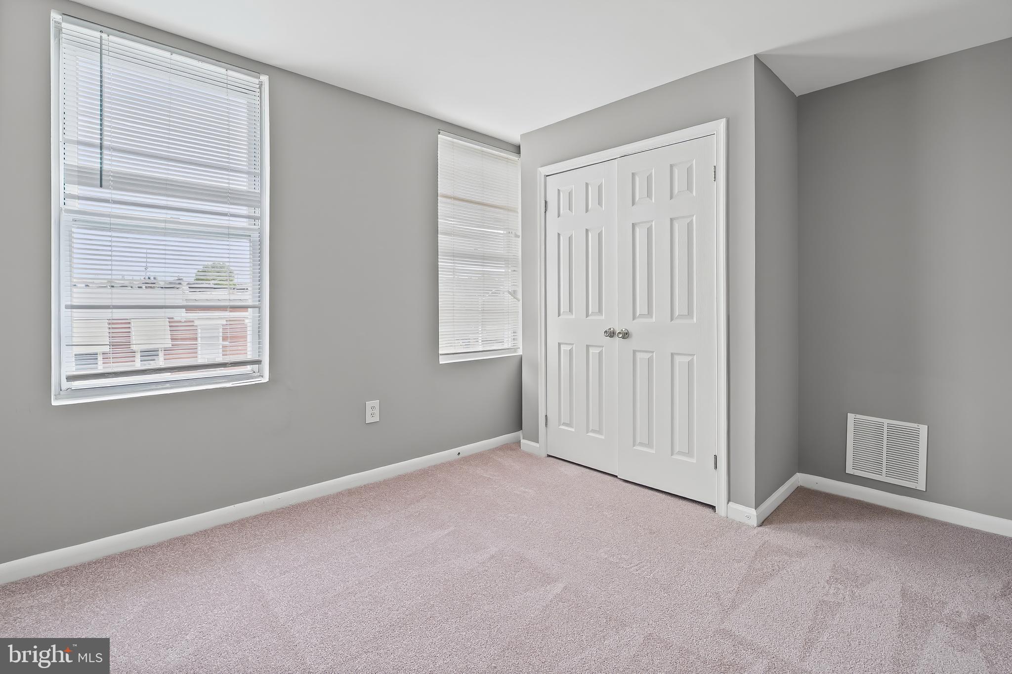 706 N KENWOOD AVENUE