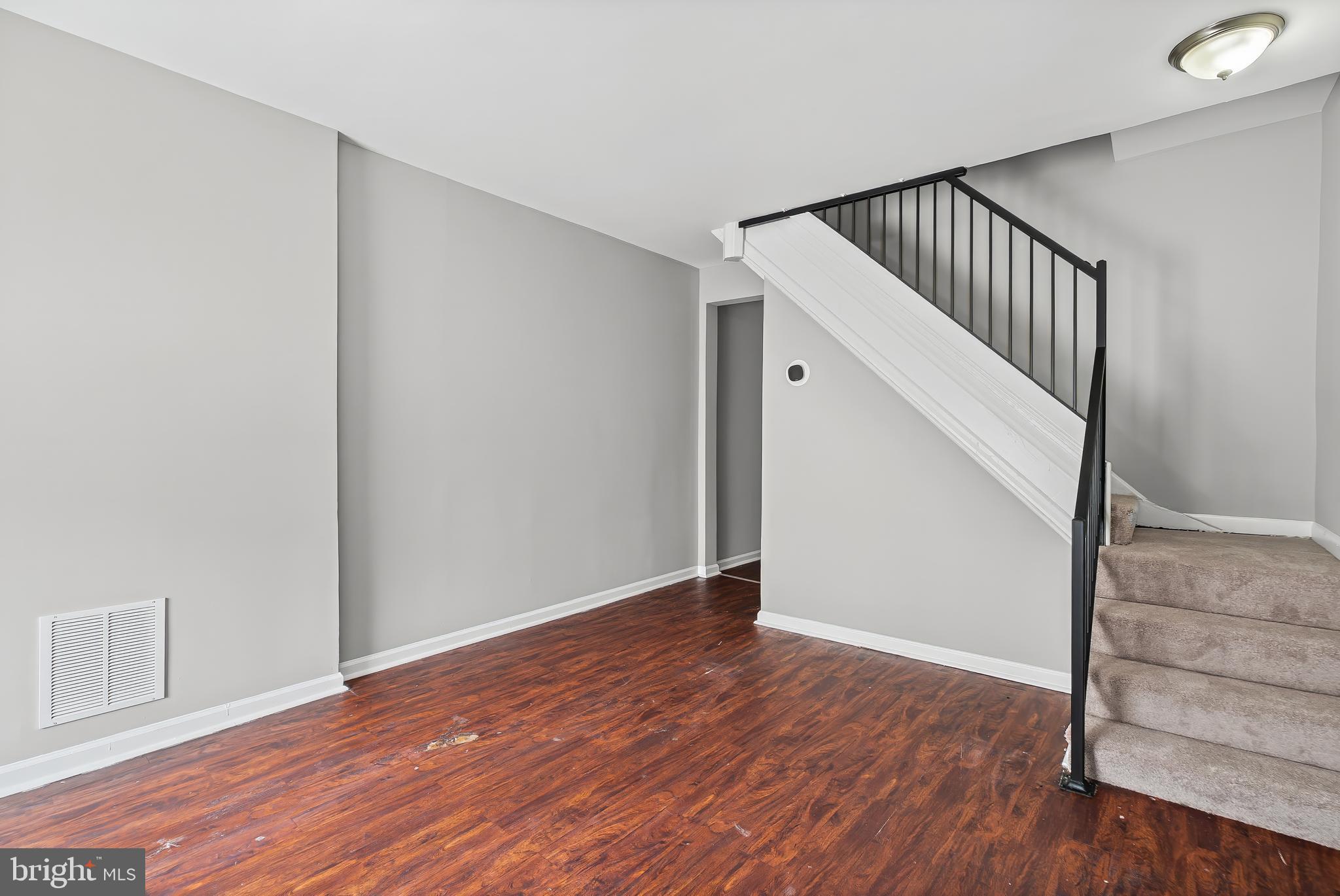 706 N KENWOOD AVENUE