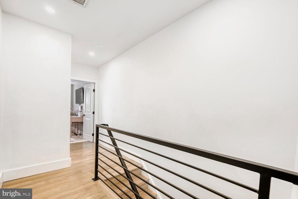 412 ELRINO STREET