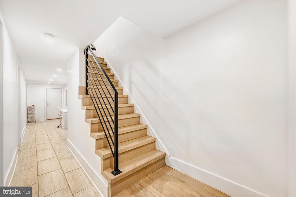 412 ELRINO STREET