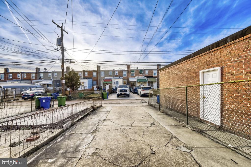 412 ELRINO STREET