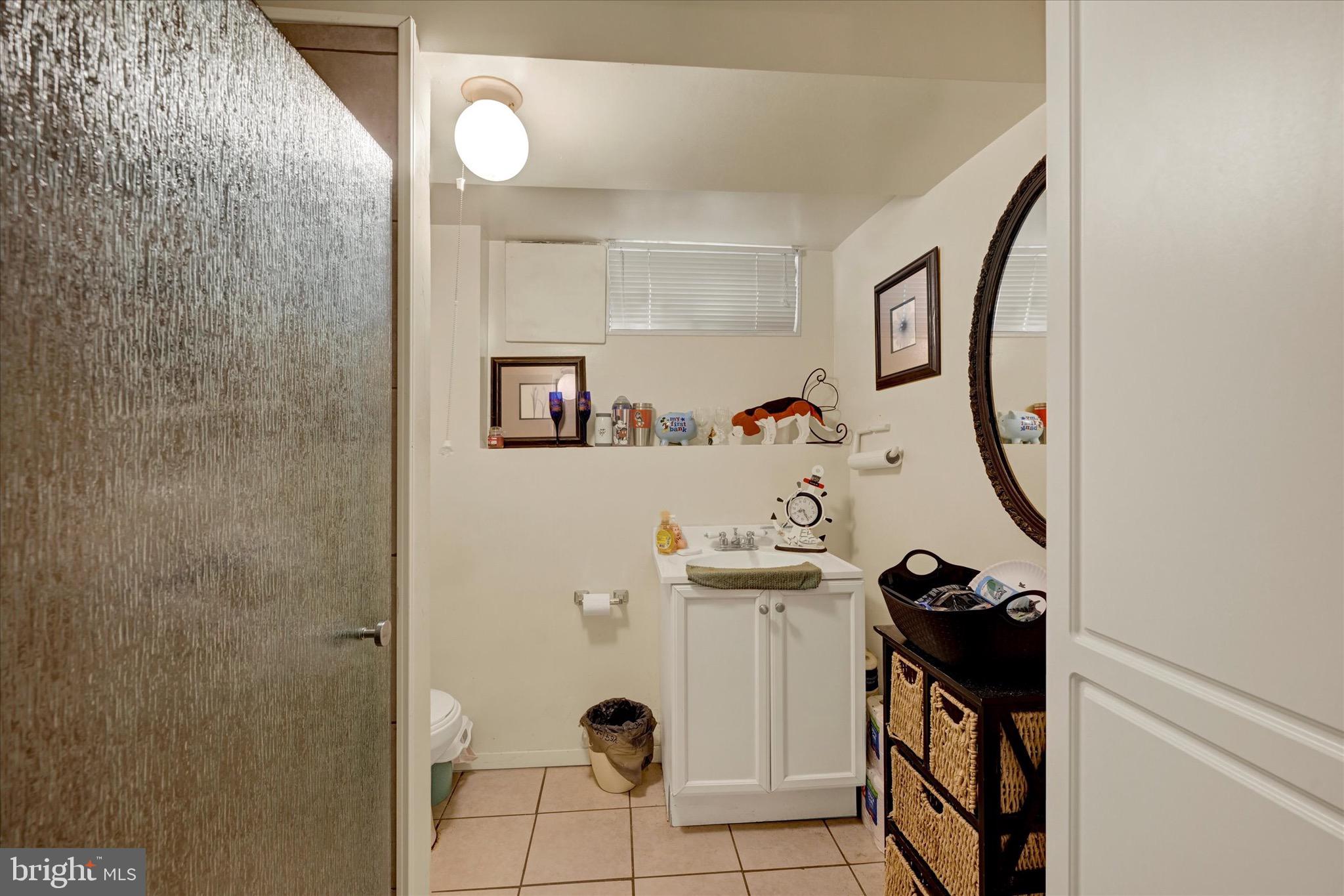 3922 MORTIMER AVENUE