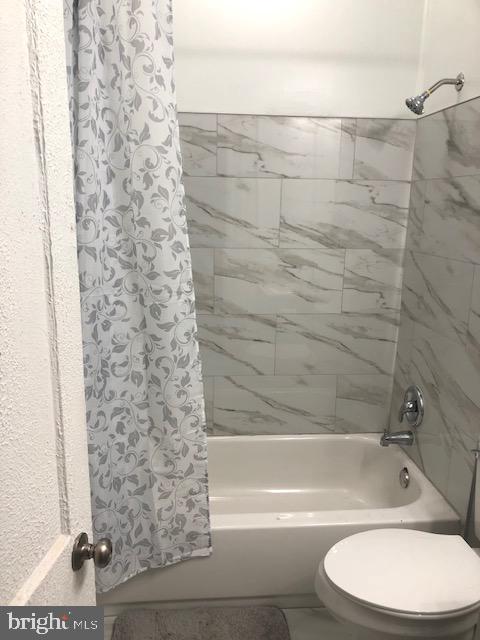 2916 RIDGEWOOD AVENUE