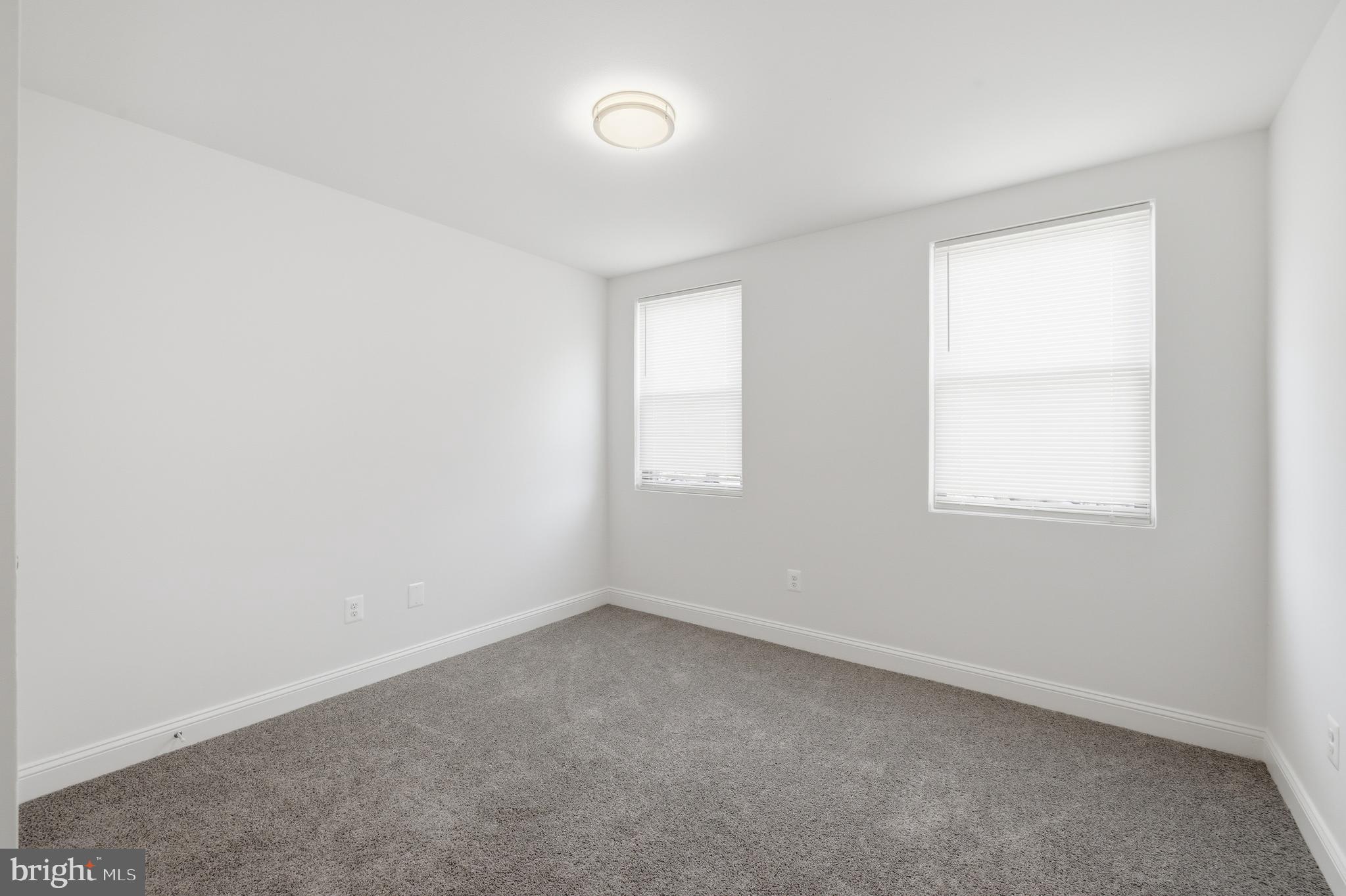 719 N MADEIRA STREET