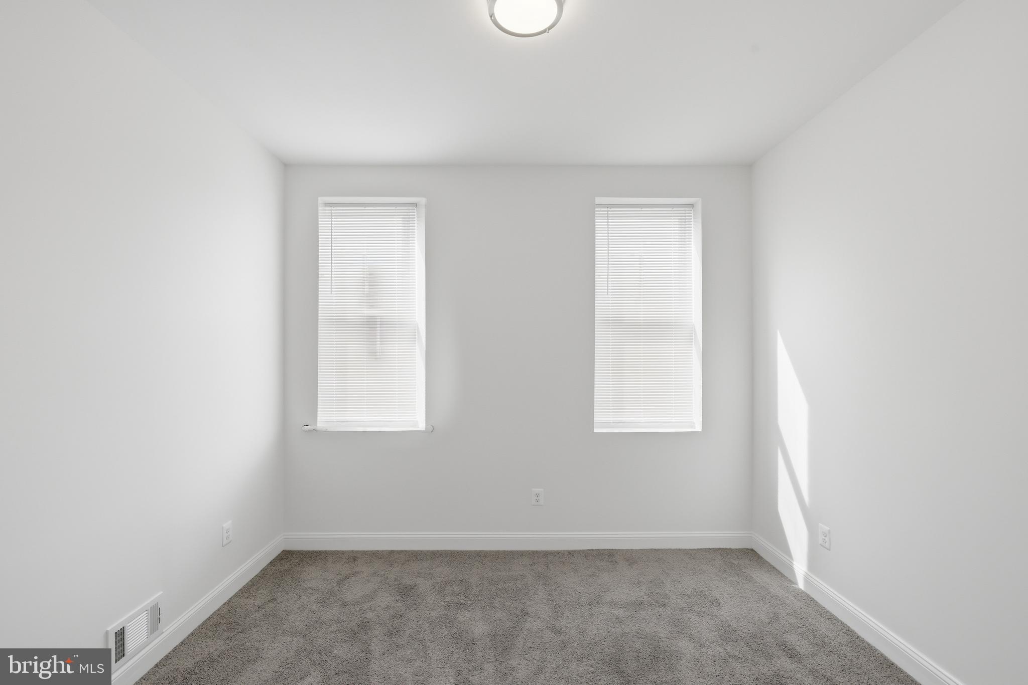 719 N MADEIRA STREET