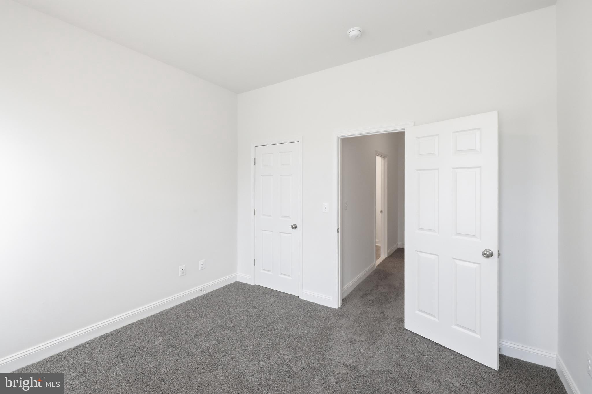 719 N MADEIRA STREET