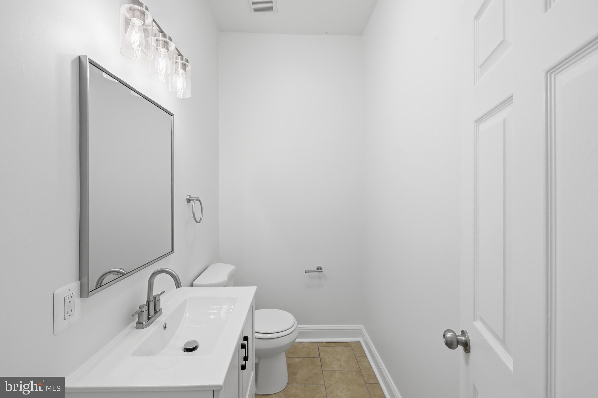 719 N MADEIRA STREET