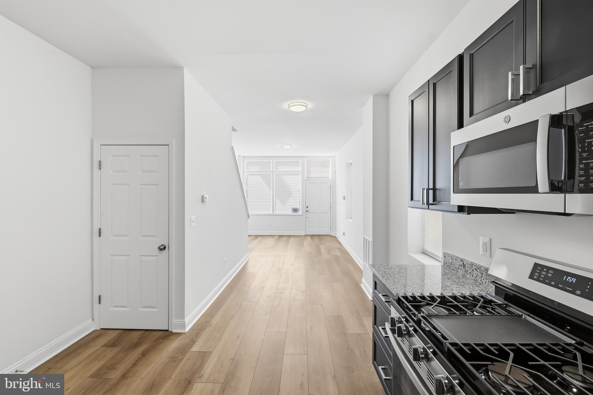 719 N MADEIRA STREET