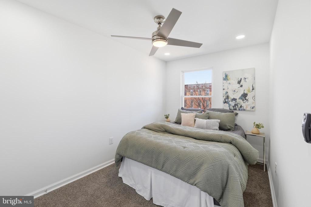 1206 TURPIN LANE