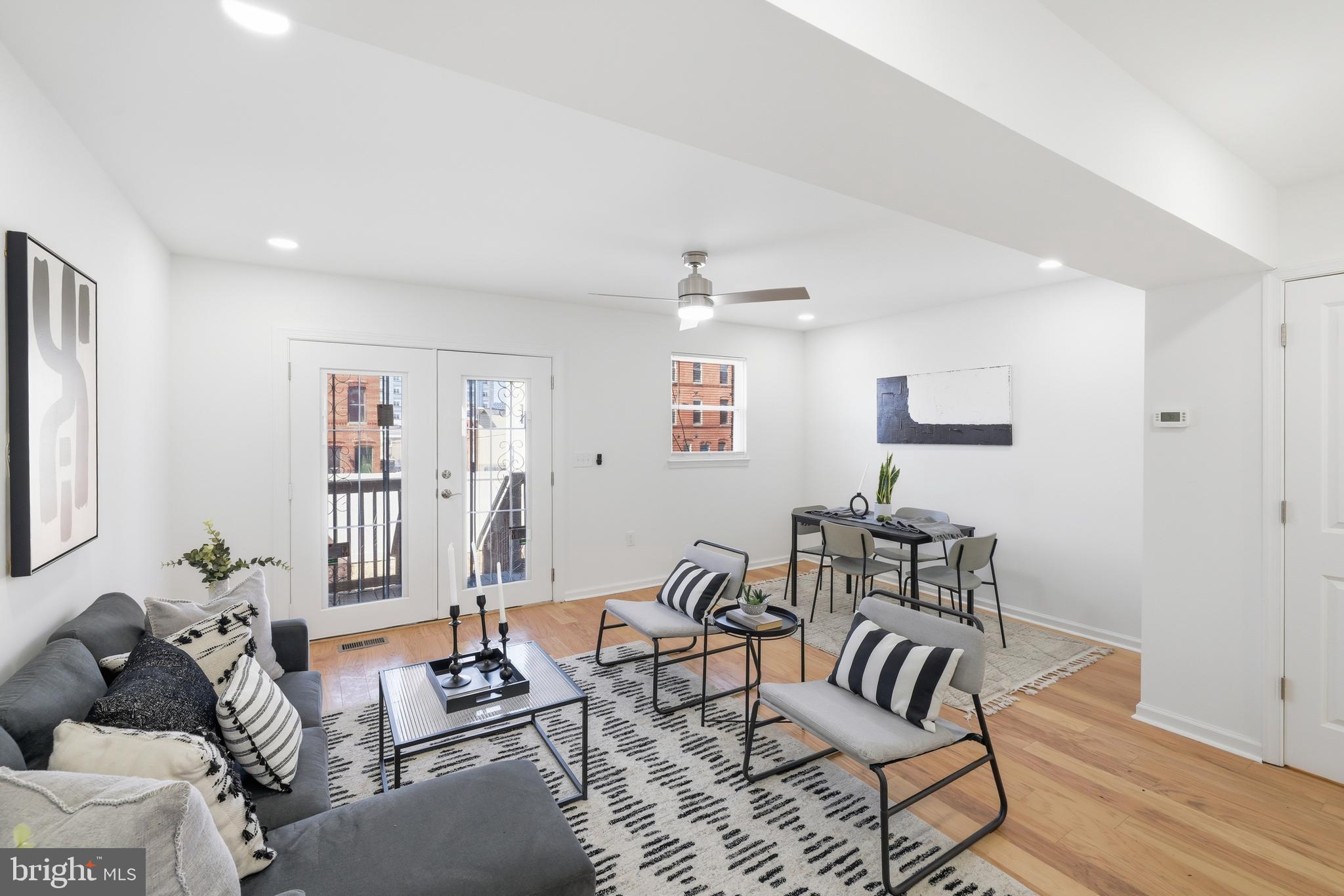 1206 TURPIN LANE