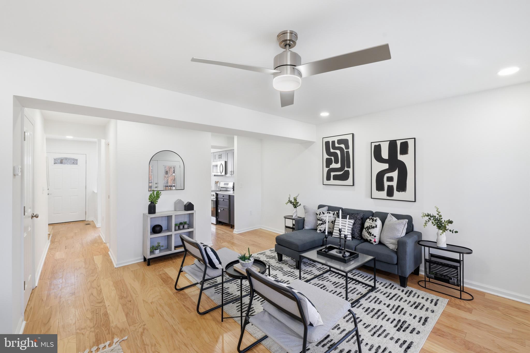 1206 TURPIN LANE
