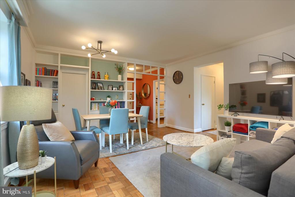 3601 GREENWAY 412