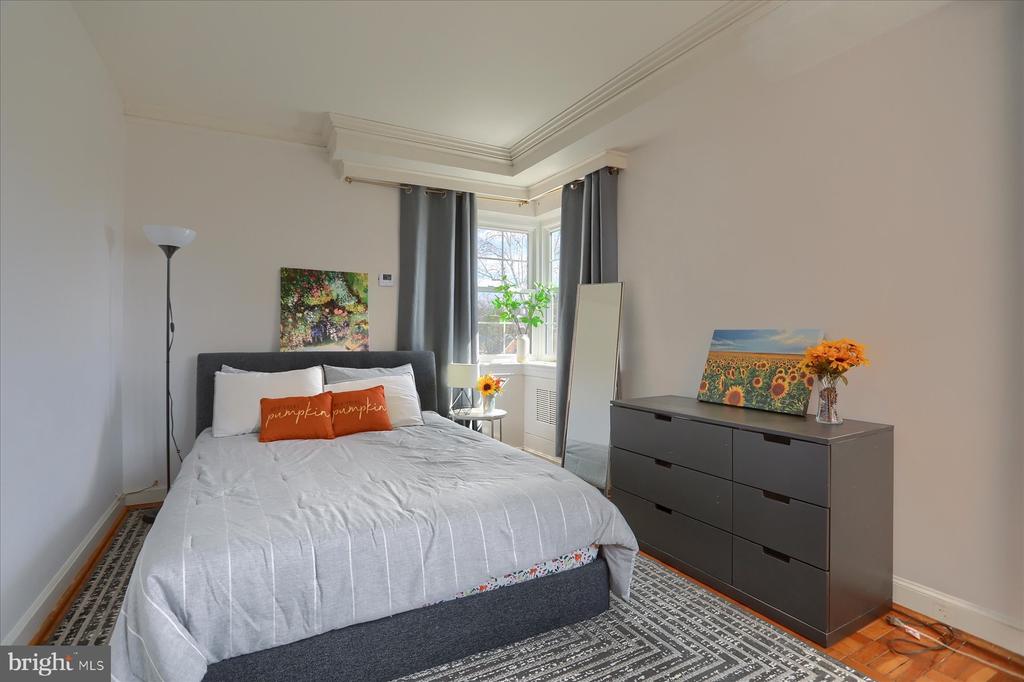 3601 GREENWAY 412