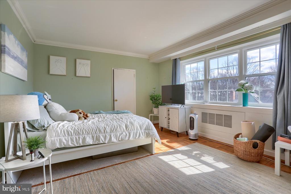 3601 GREENWAY 412