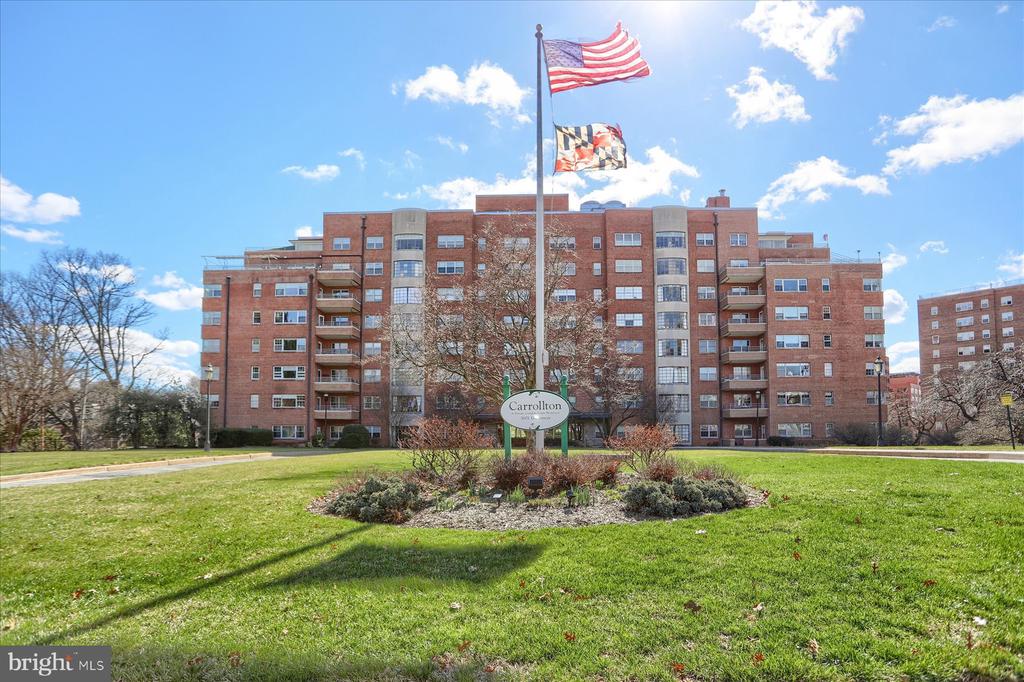 3601 GREENWAY 412