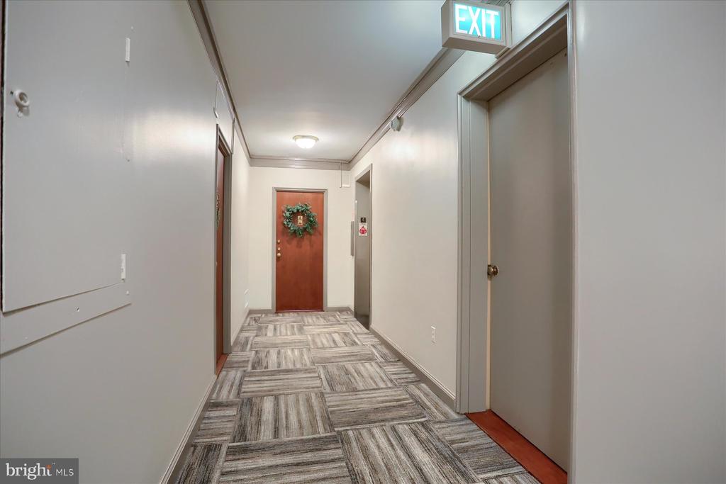 3601 GREENWAY 412